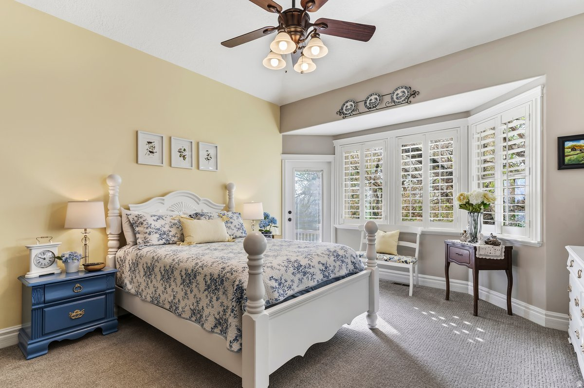 FOX POINTE - Residential