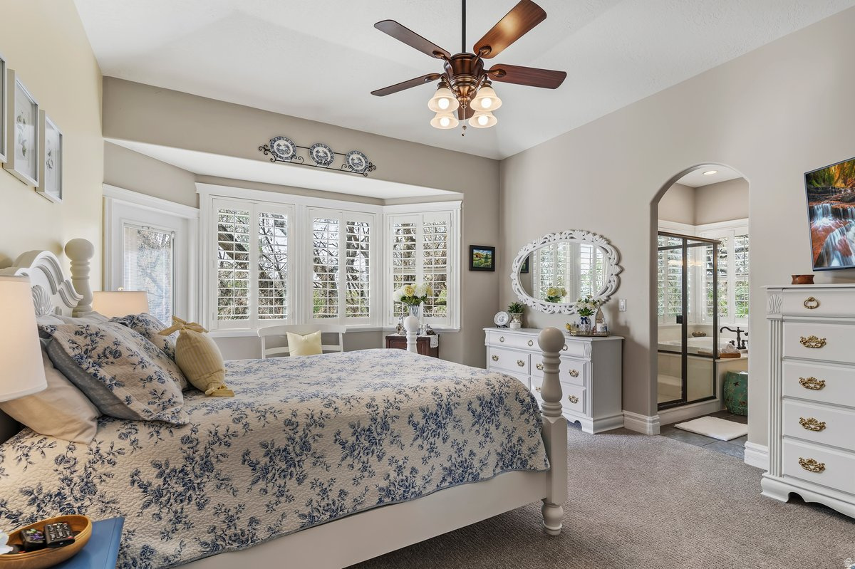 FOX POINTE - Residential