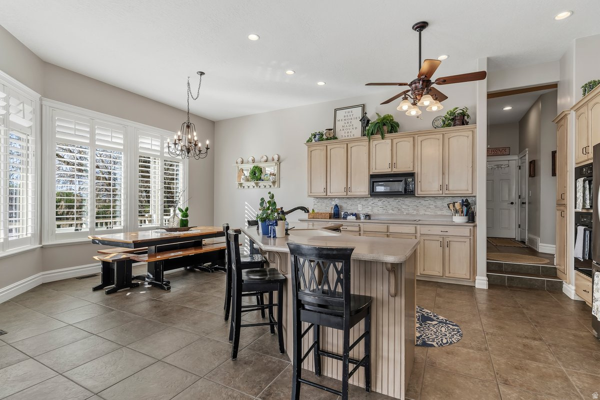 FOX POINTE - Residential