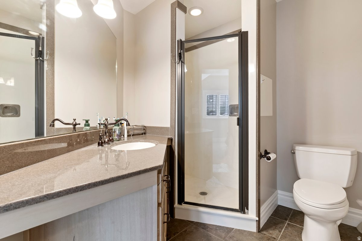 FOX POINTE - Residential