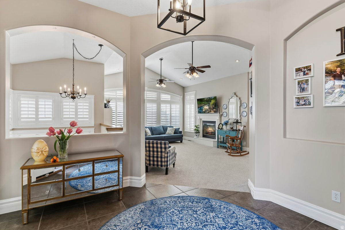 FOX POINTE - Residential