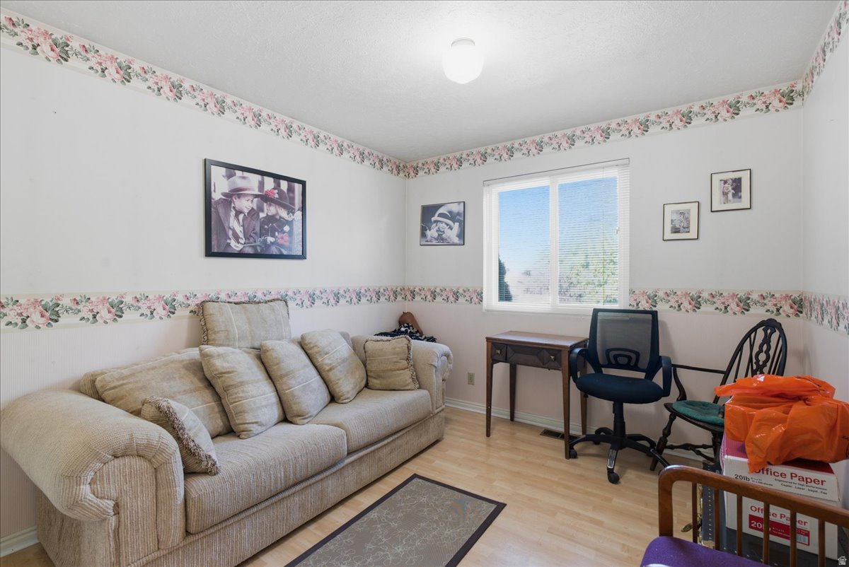 VISTA VIA PHASE III - Residential
