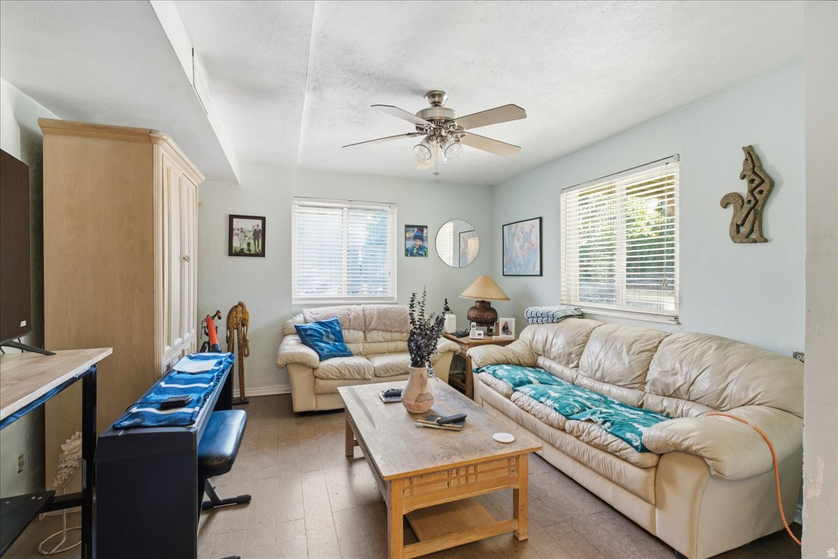 VISTA VIA PHASE III - Residential