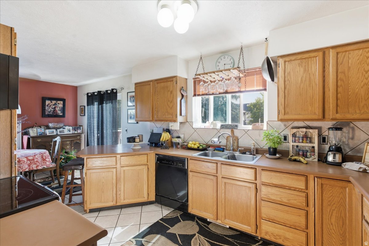 VISTA VIA PHASE III - Residential