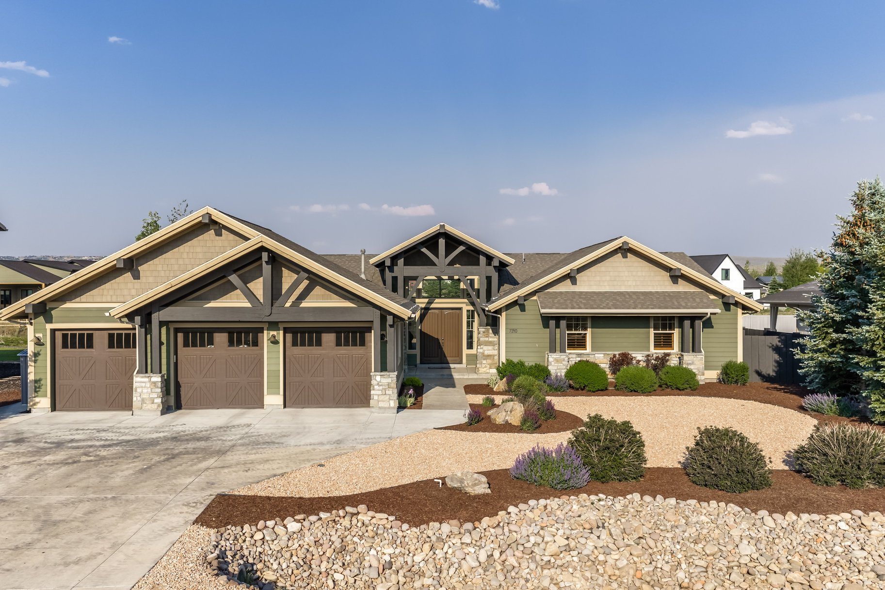 EAST CREEK RANCH - Residential