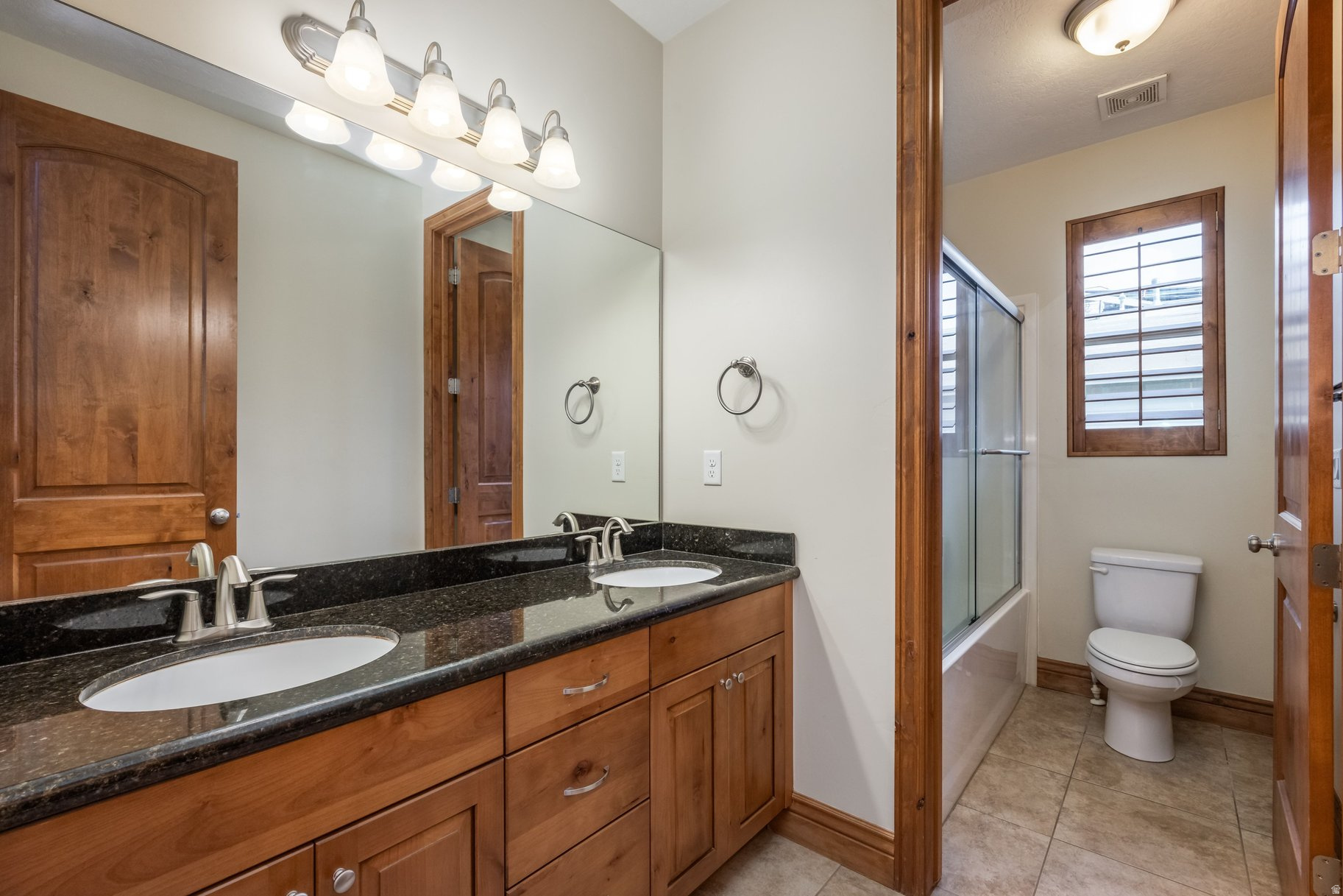 EAST CREEK RANCH - Residential