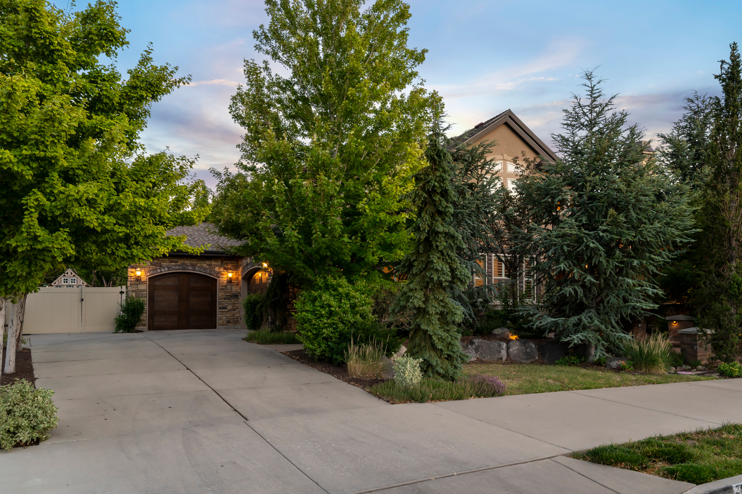 RIDGE - Residential