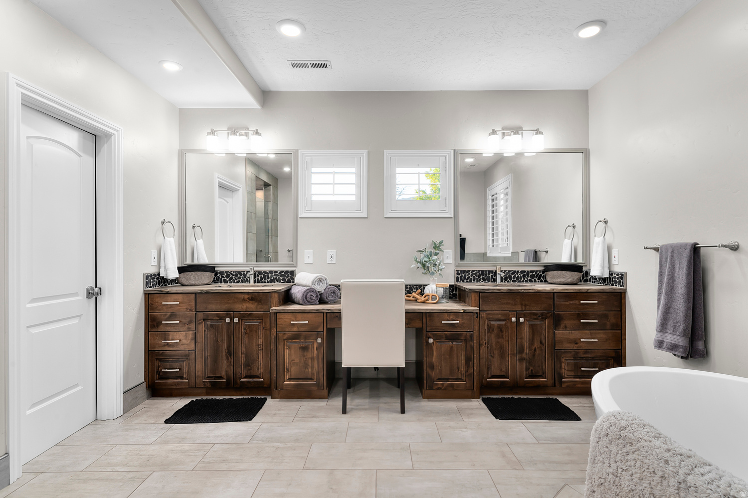 RIDGE - Residential