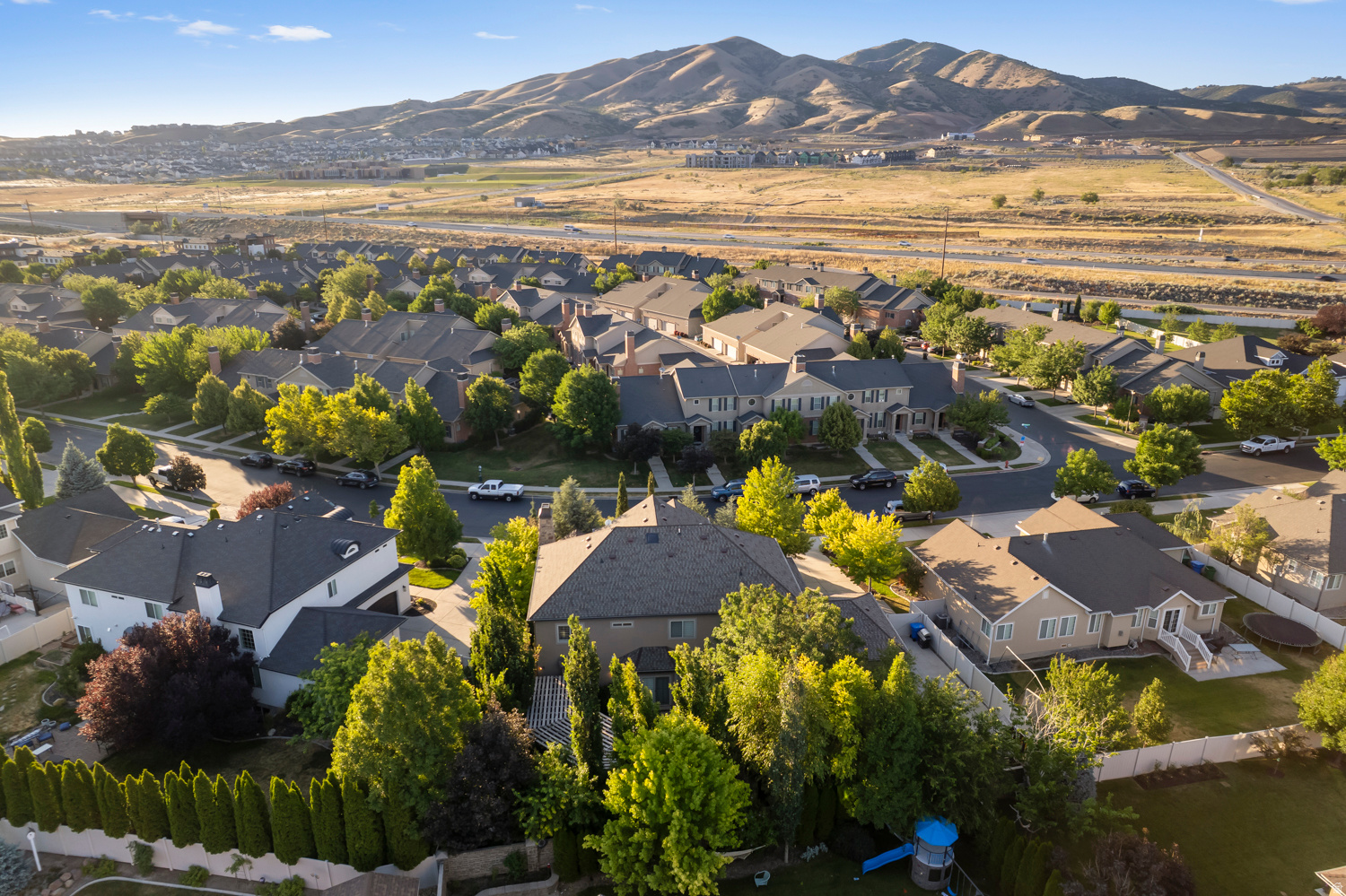 RIDGE - Residential