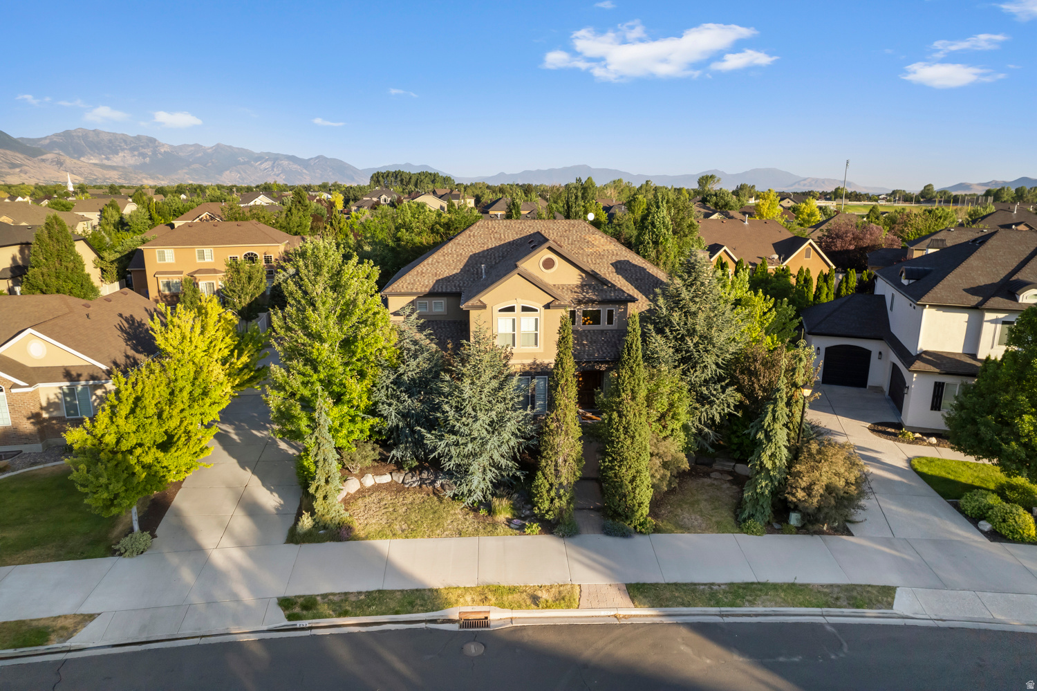 RIDGE - Residential