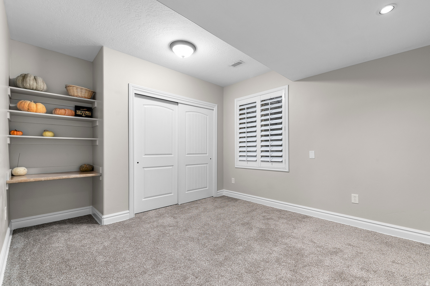 RIDGE - Residential