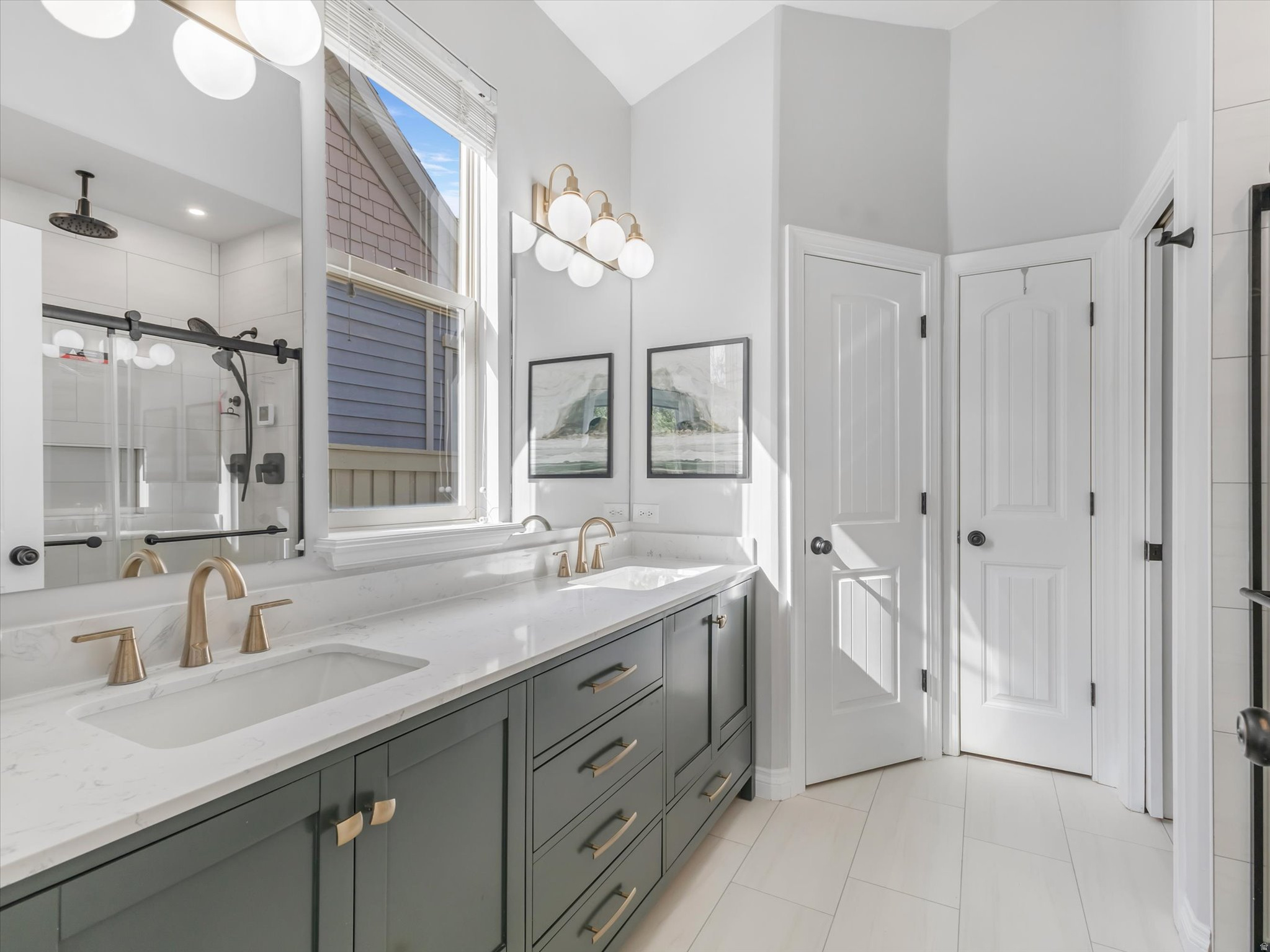 SHADOW RIDGE - Residential