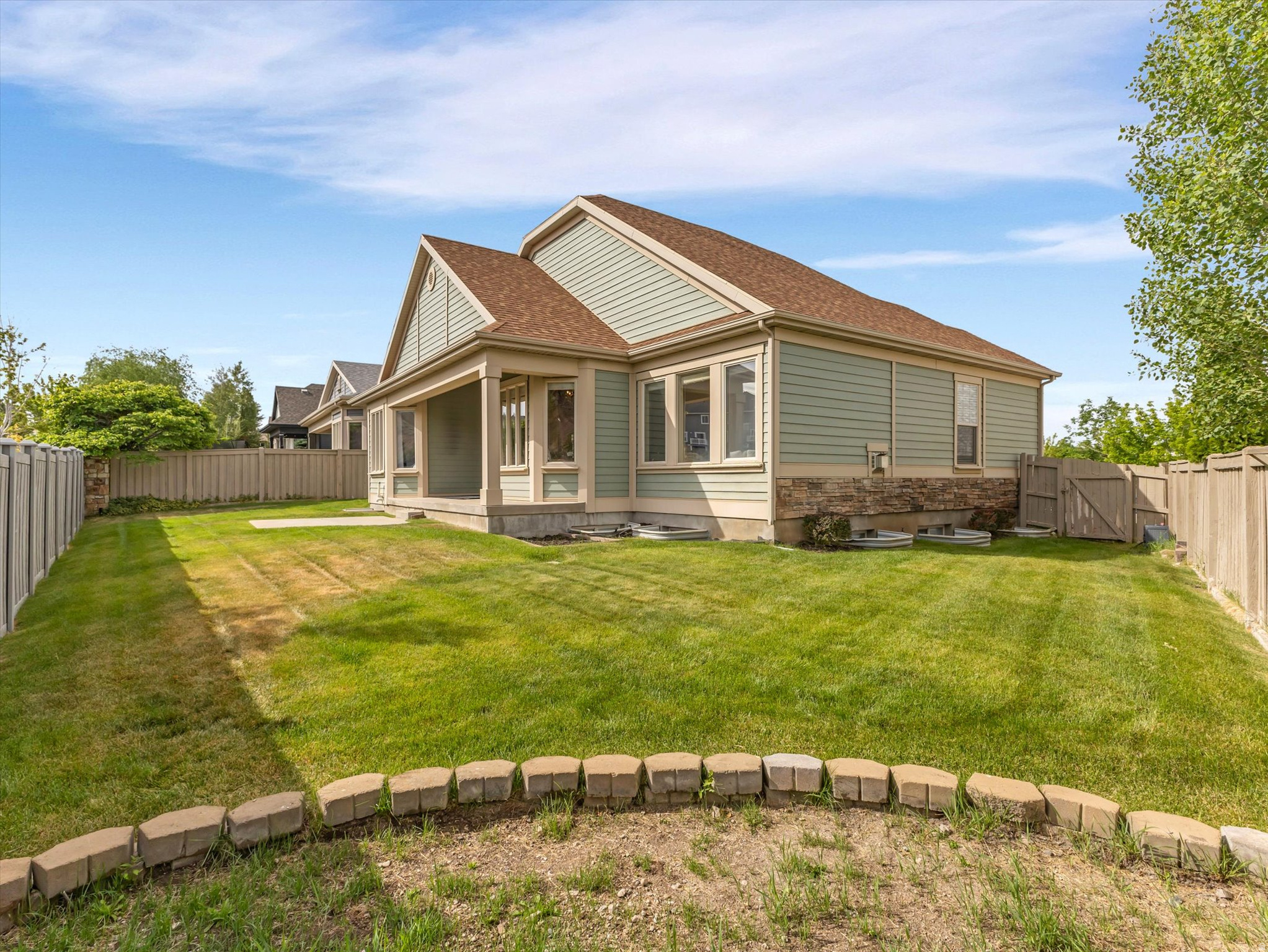 SHADOW RIDGE - Residential