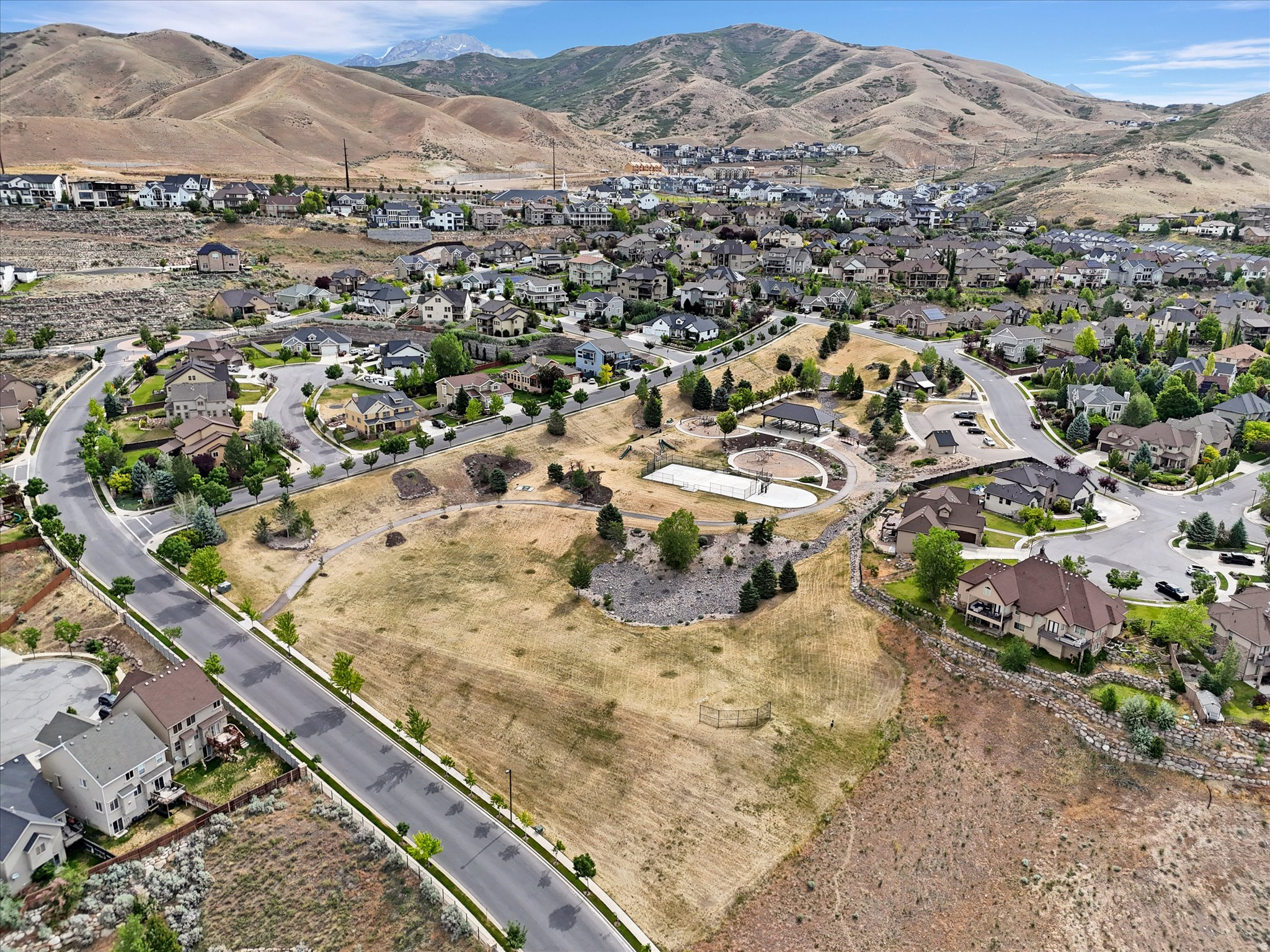 SHADOW RIDGE - Residential