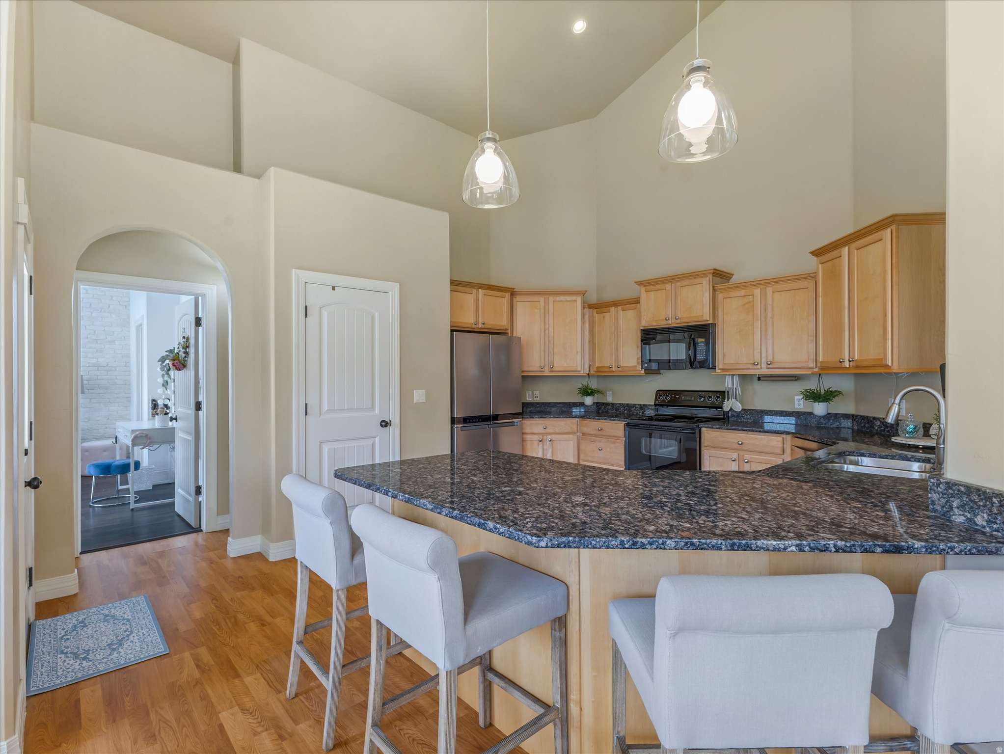 SHADOW RIDGE - Residential