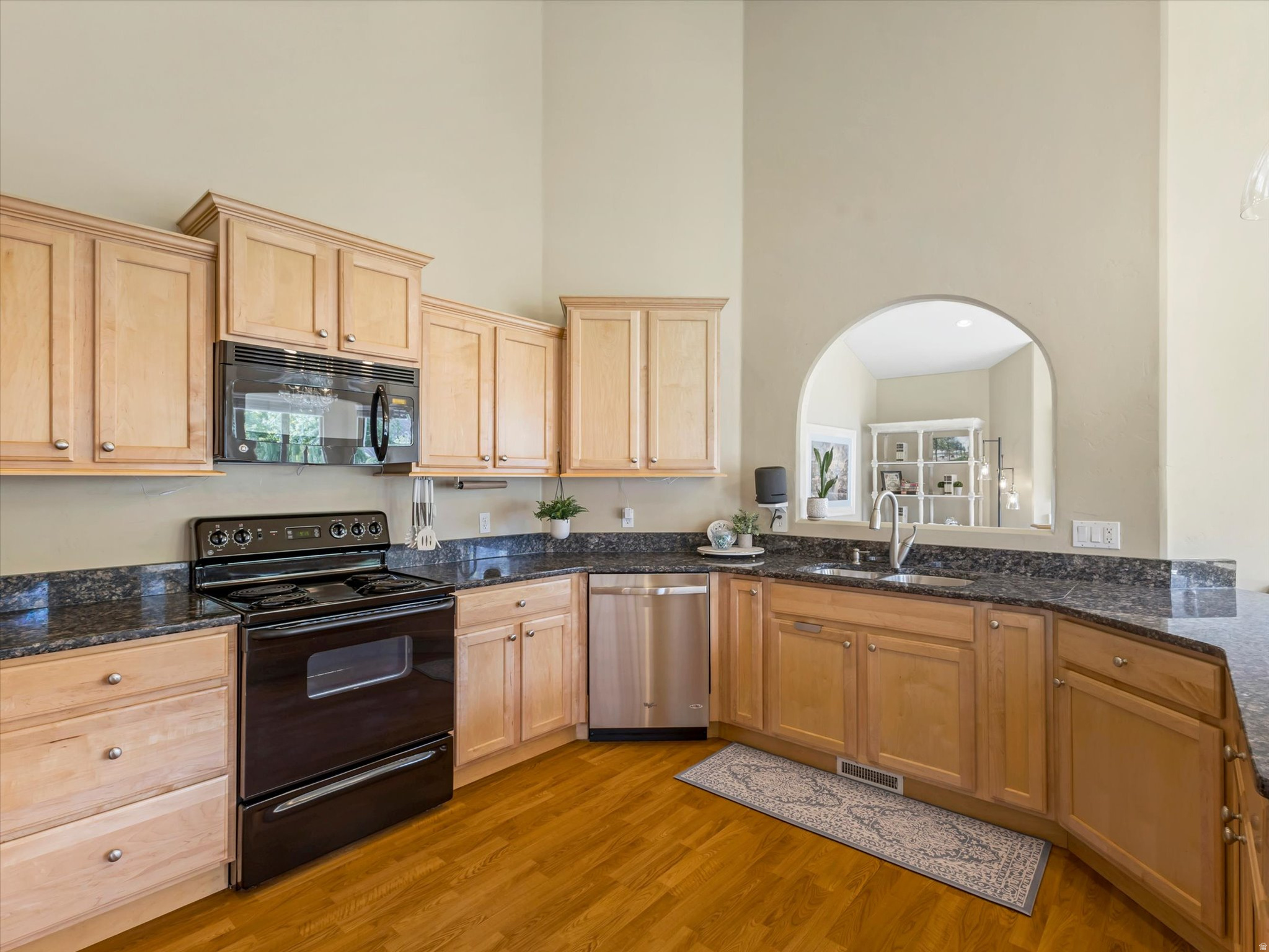 SHADOW RIDGE - Residential