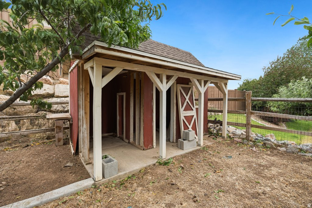 THE PRESERVE AT MAPLETON - Residential