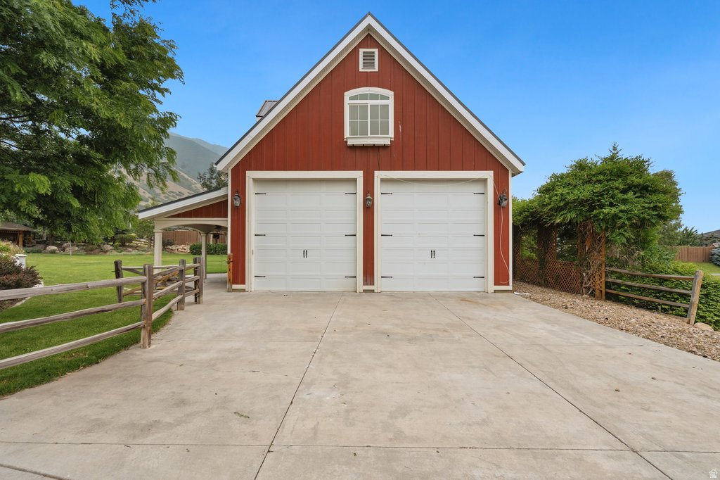 THE PRESERVE AT MAPLETON - Residential
