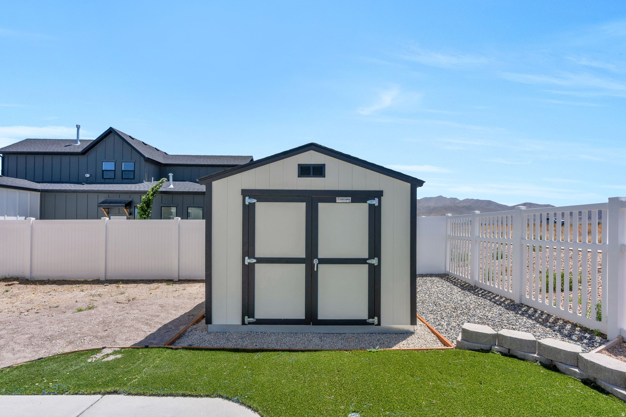 ALPINE SPRINGS - Residential