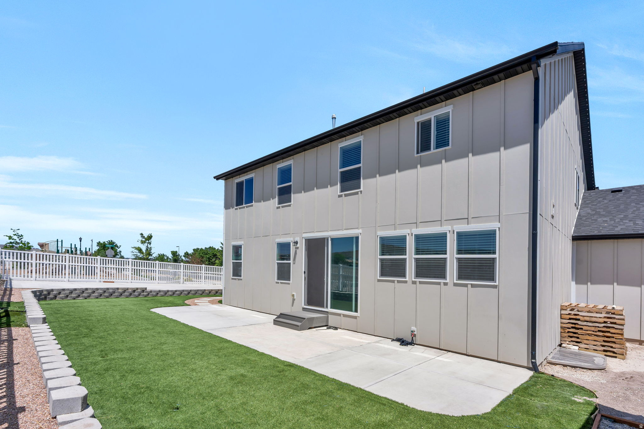 ALPINE SPRINGS - Residential