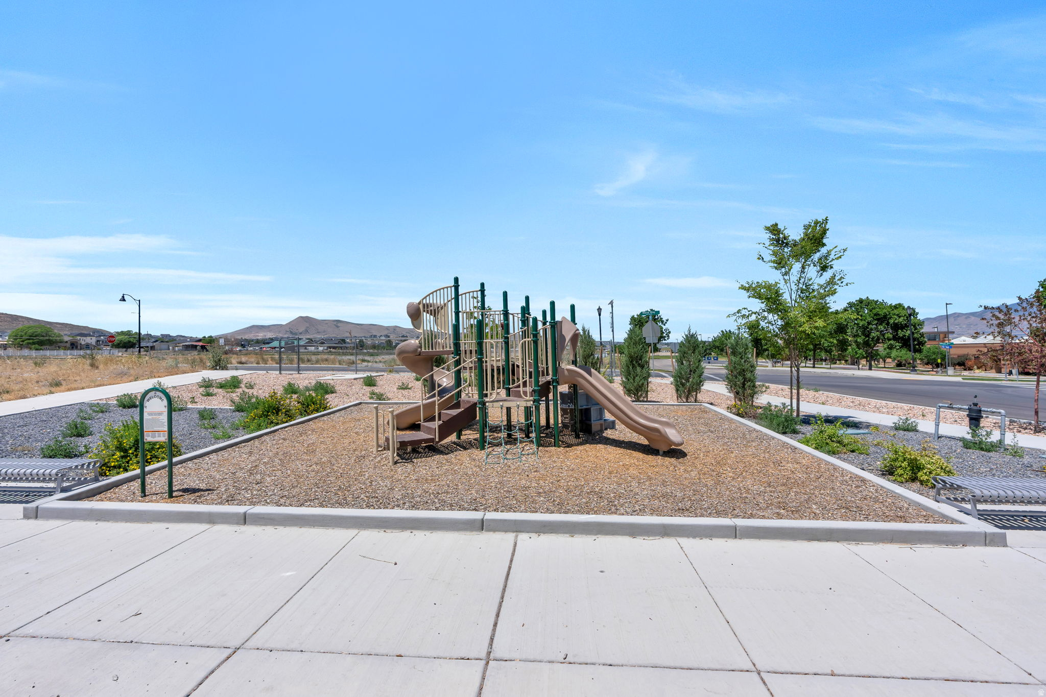 ALPINE SPRINGS - Residential
