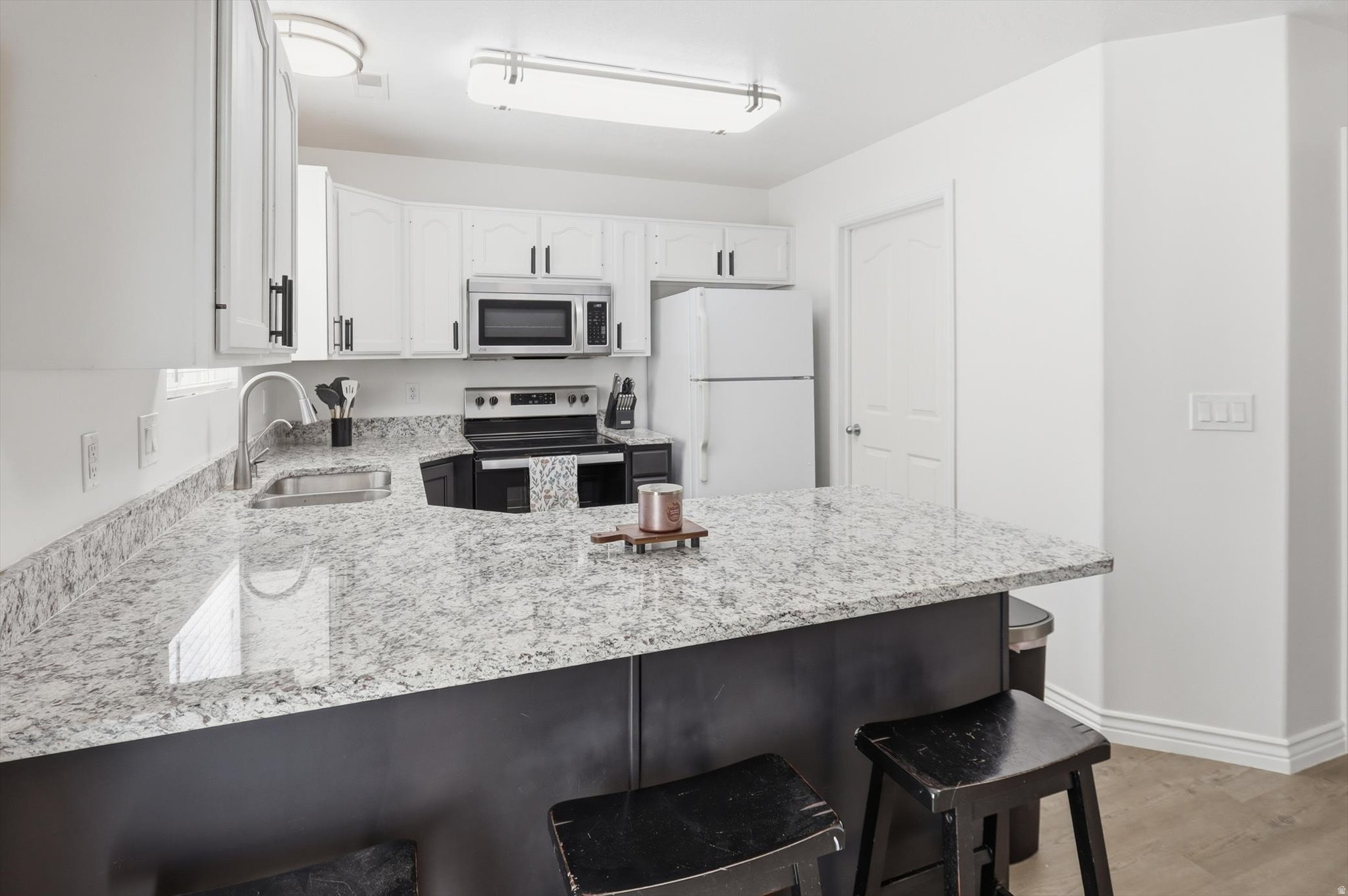 GOLFCREST VILLAGE - Residential