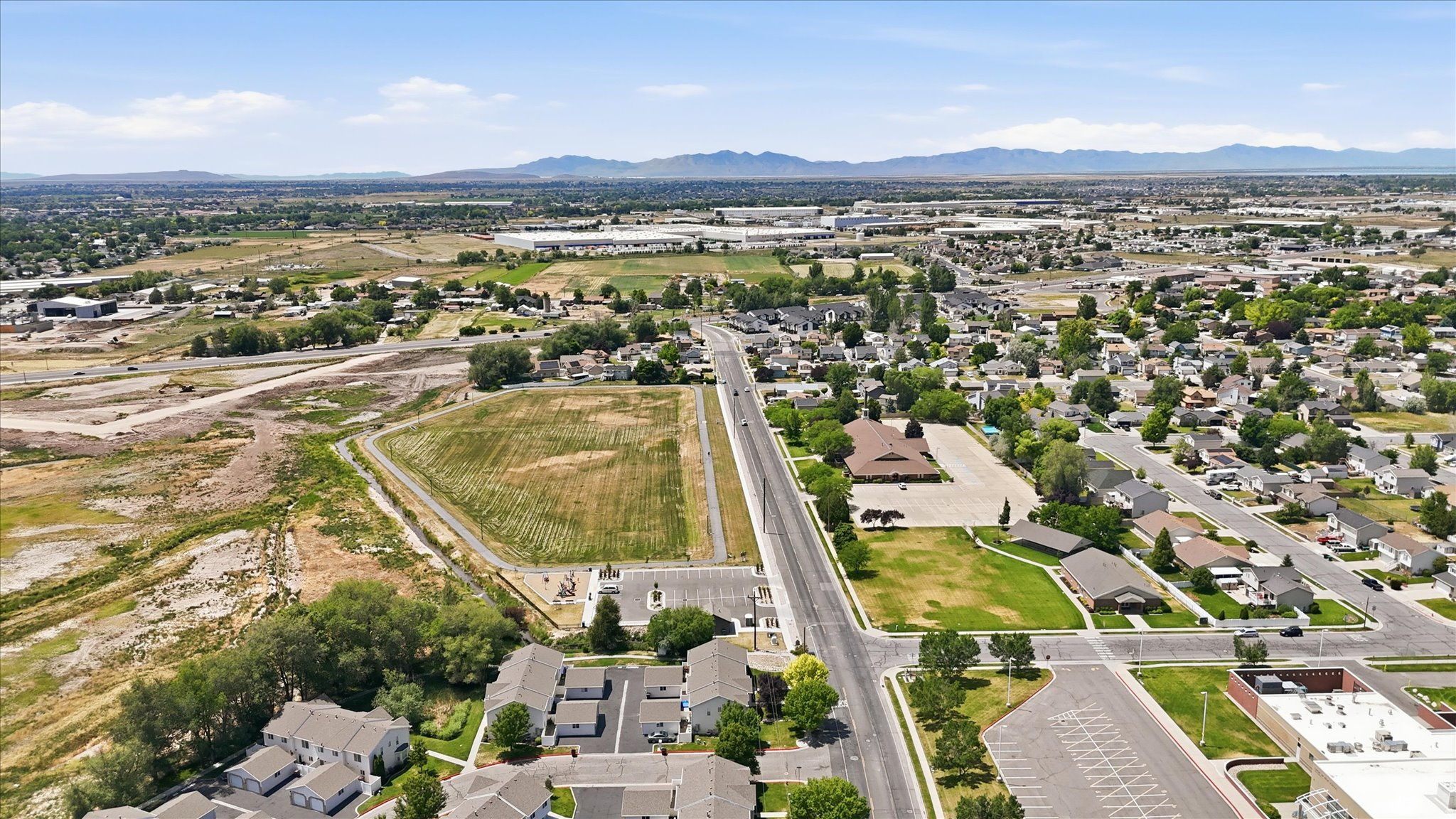 GOLFCREST VILLAGE - Residential