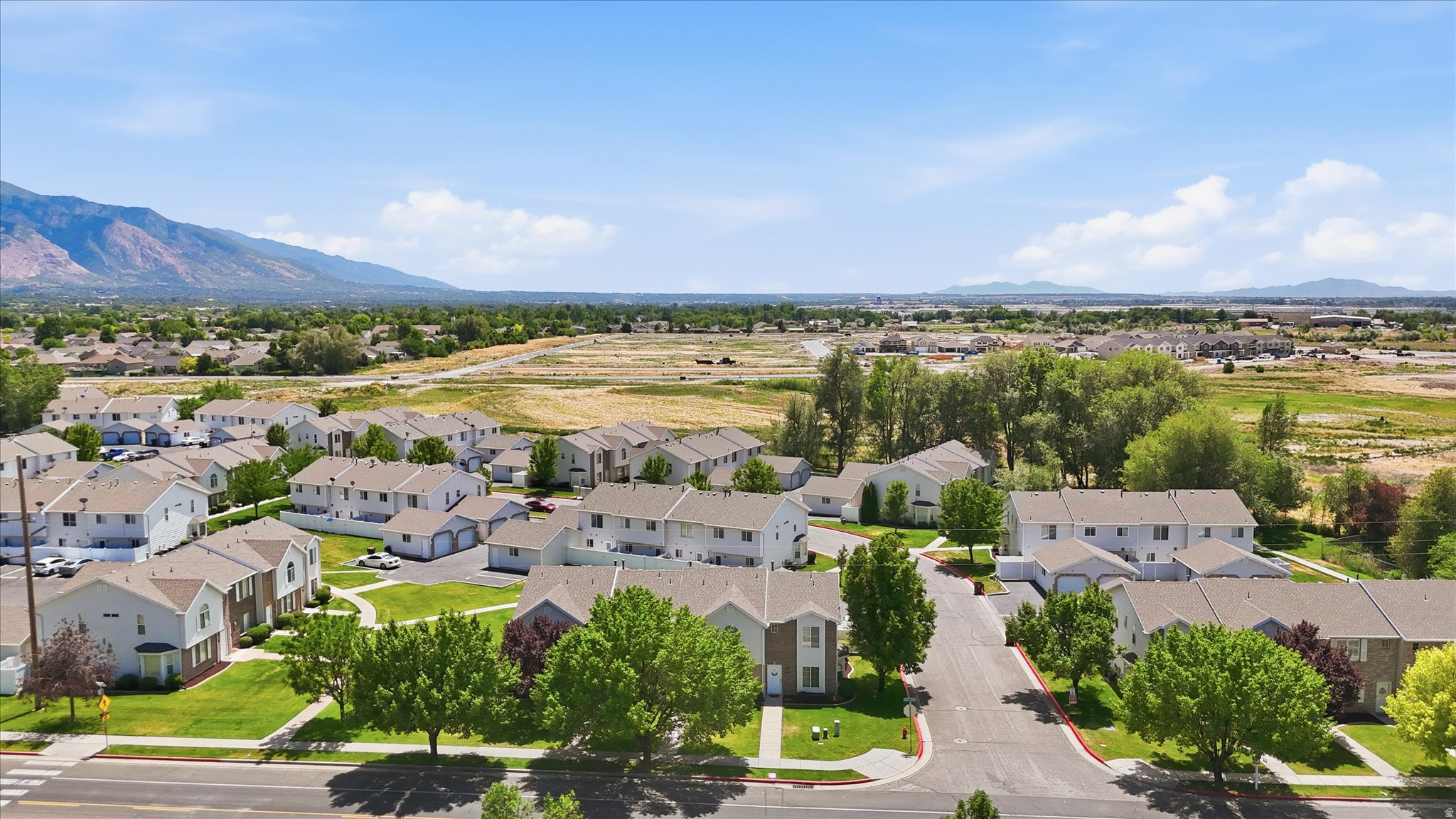 GOLFCREST VILLAGE - Residential