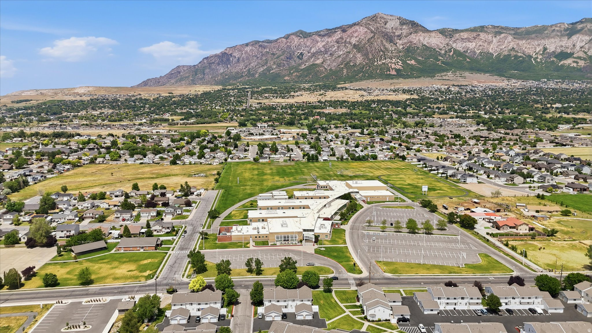 GOLFCREST VILLAGE - Residential