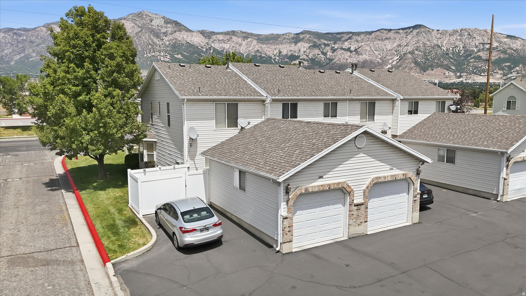 GOLFCREST VILLAGE - Residential