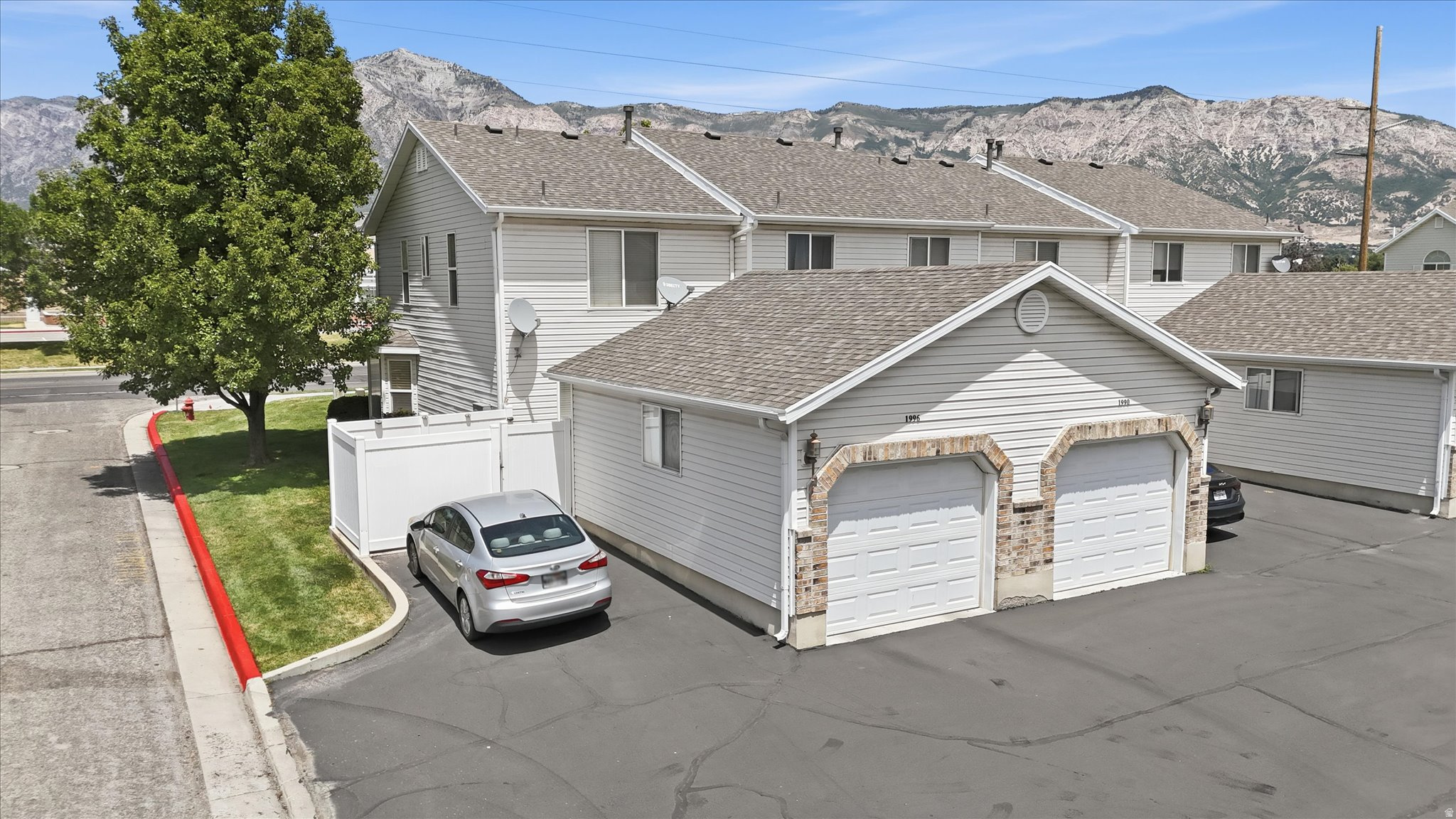 GOLFCREST VILLAGE - Residential