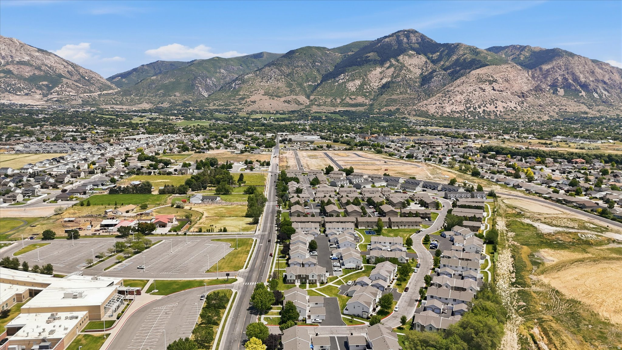 GOLFCREST VILLAGE - Residential