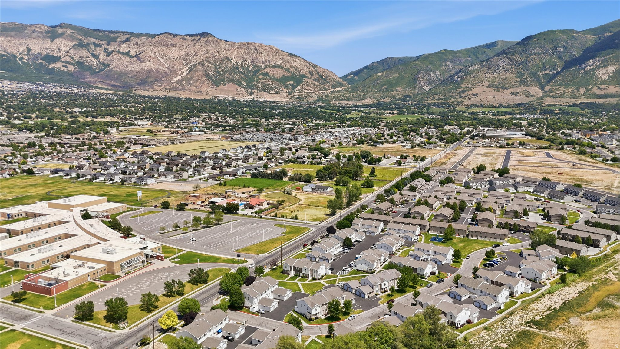 GOLFCREST VILLAGE - Residential