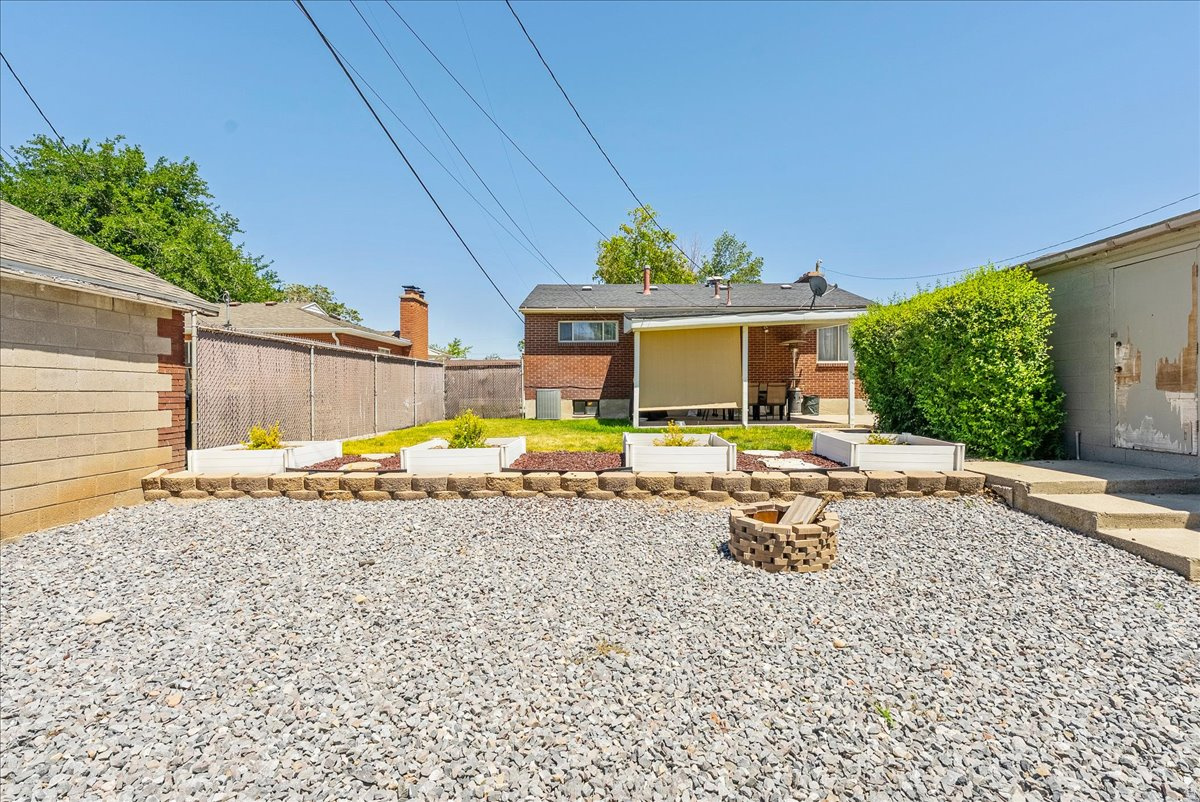 PLEASANT GREEN ACRES - Residential
