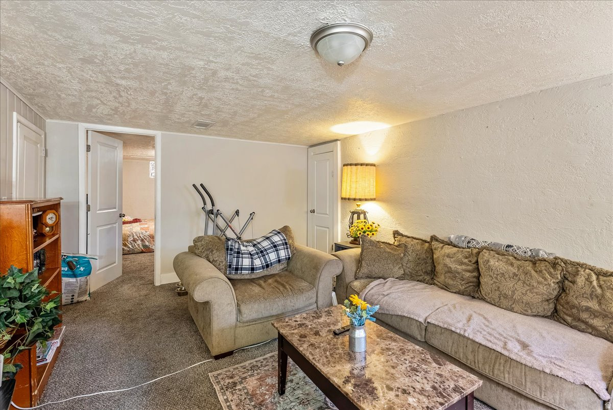 PLEASANT GREEN ACRES - Residential