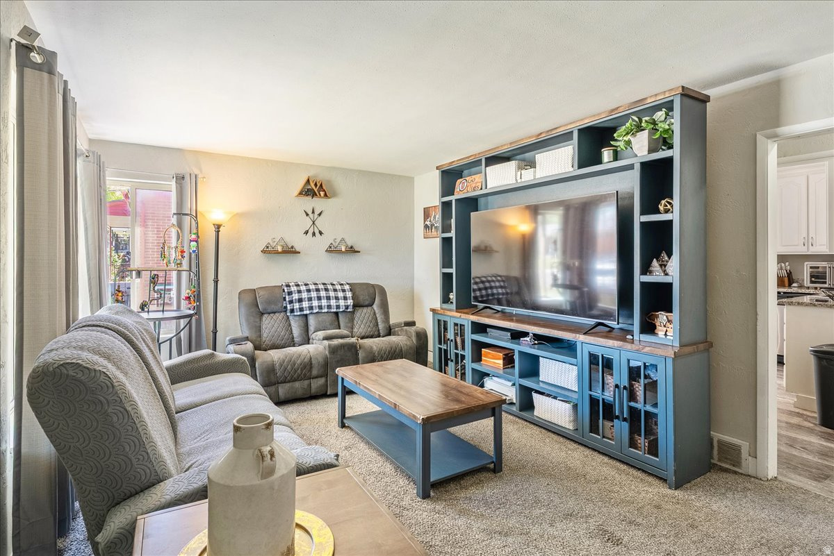 PLEASANT GREEN ACRES - Residential