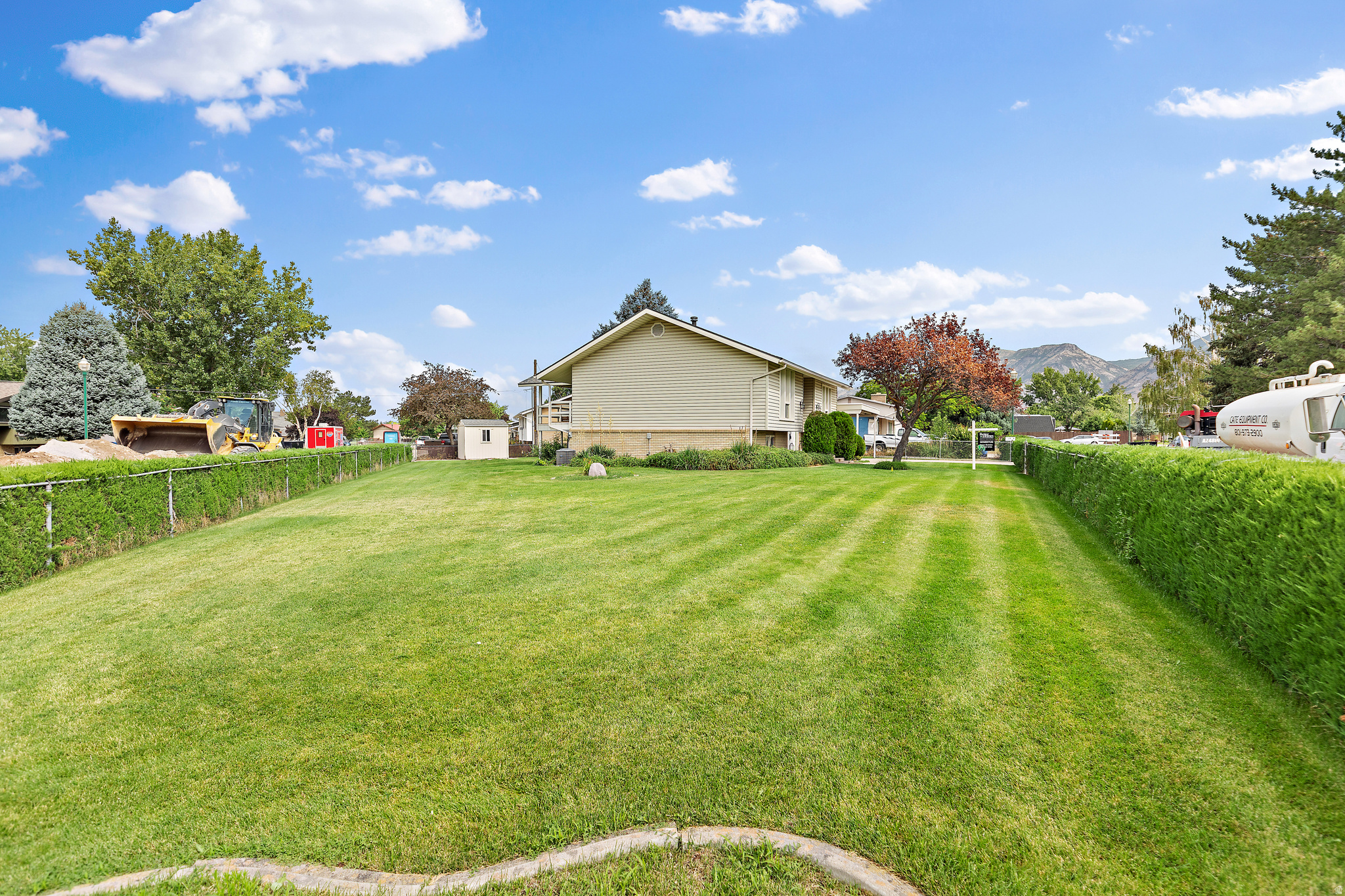MEADOW CREST - Residential