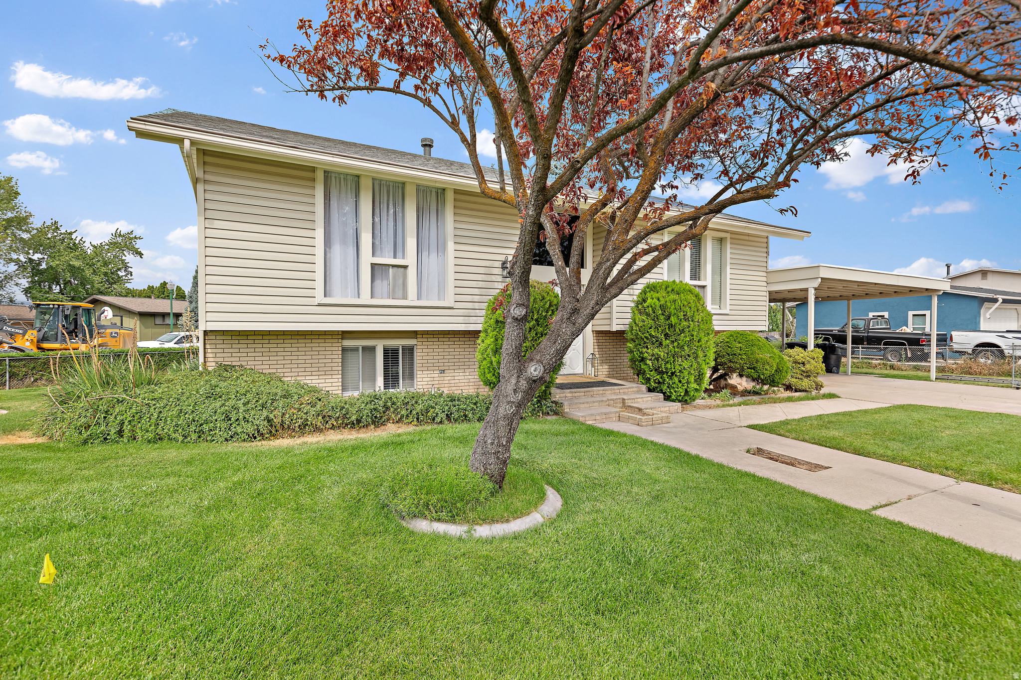 MEADOW CREST - Residential