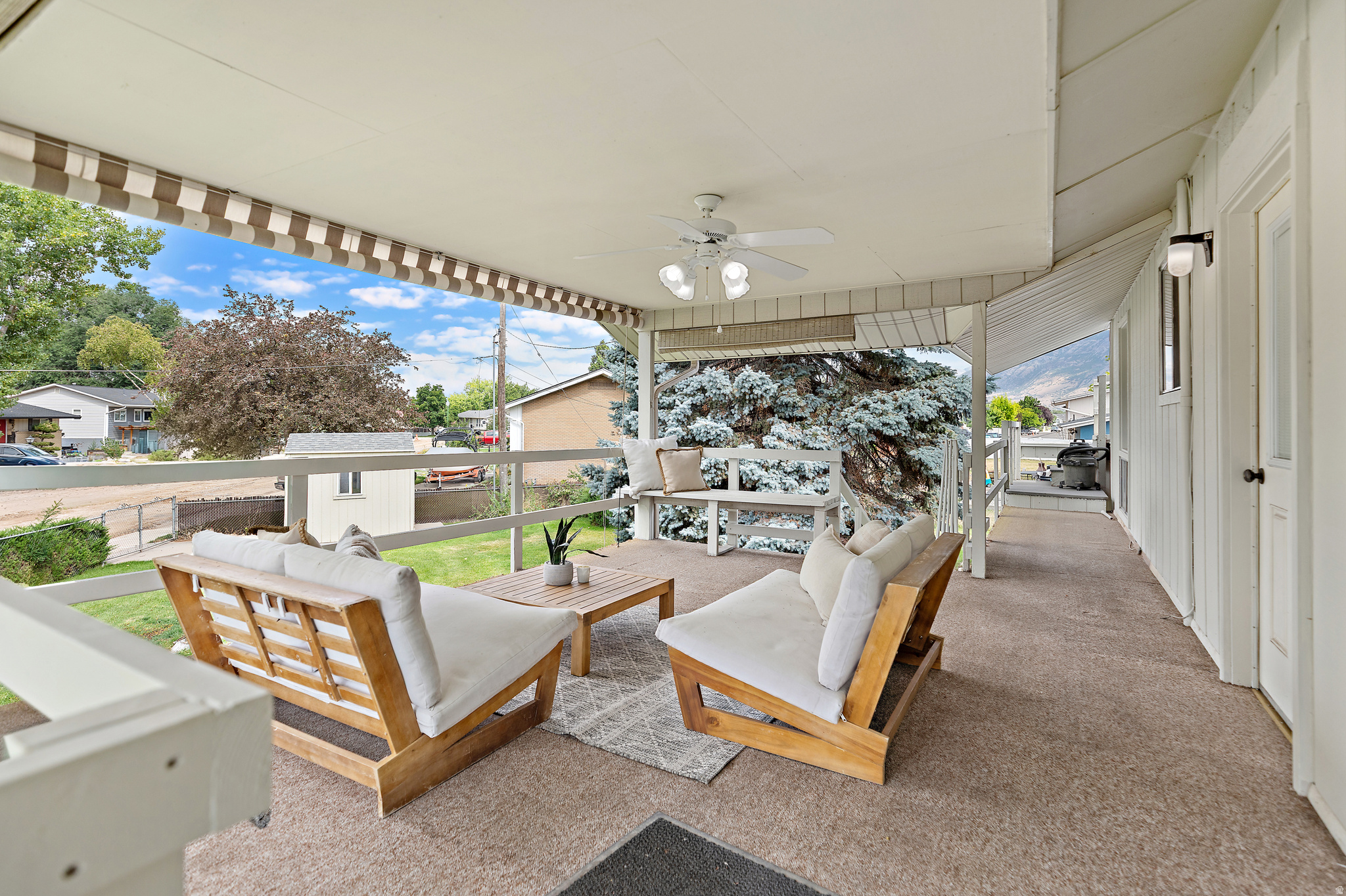 MEADOW CREST - Residential