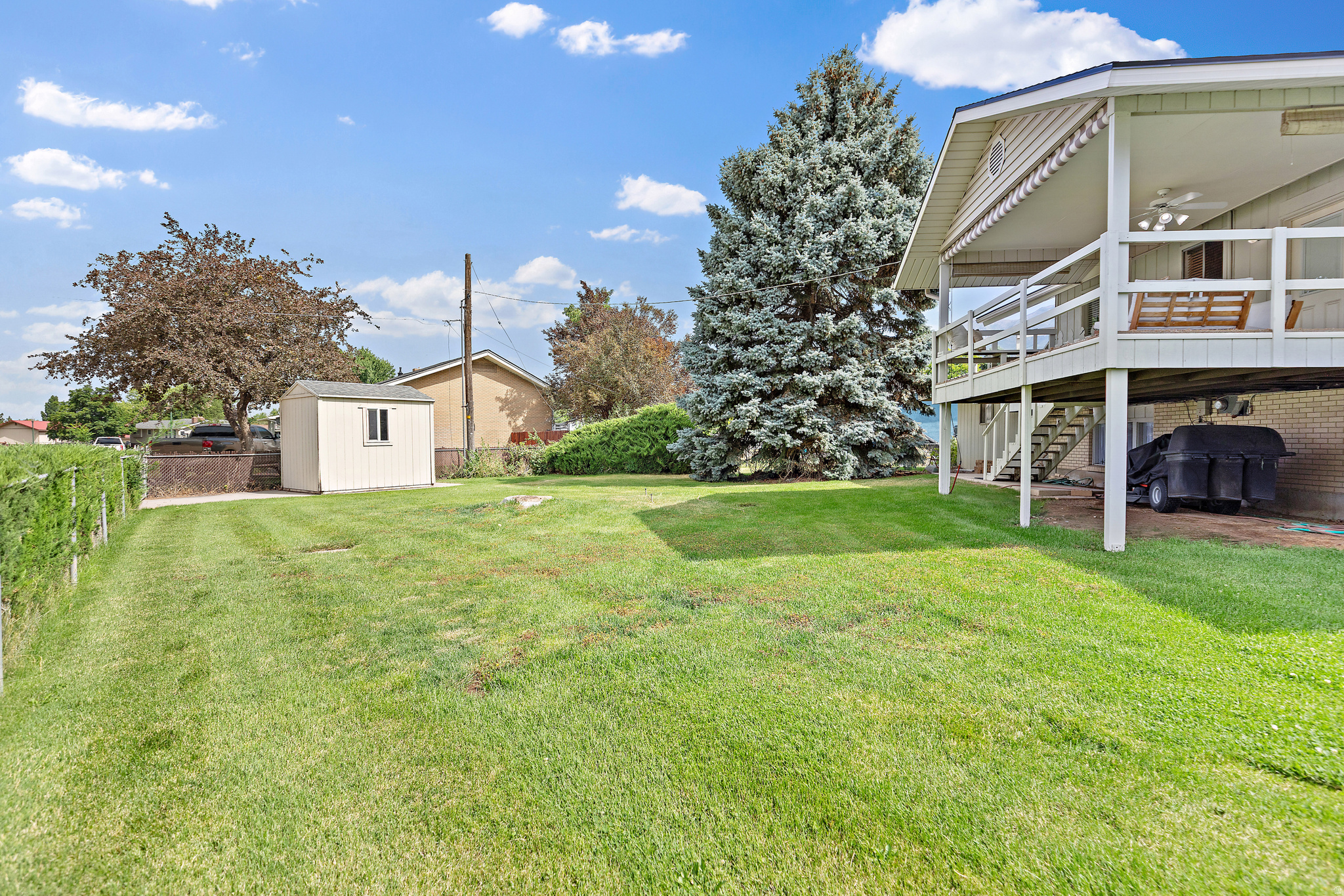MEADOW CREST - Residential