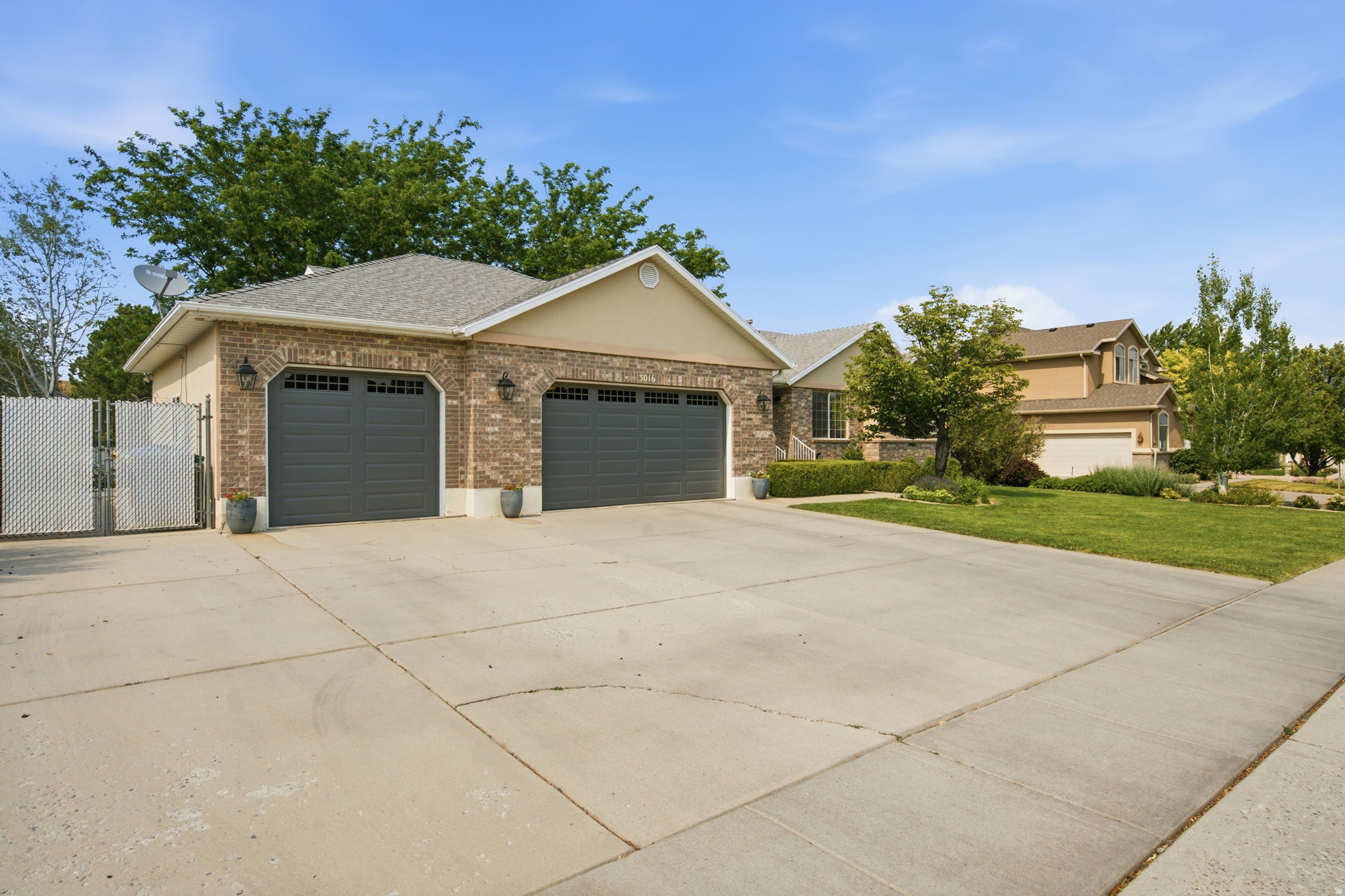 EDENBROOK - Residential