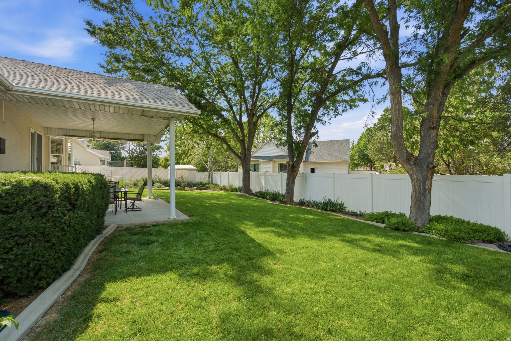 EDENBROOK - Residential