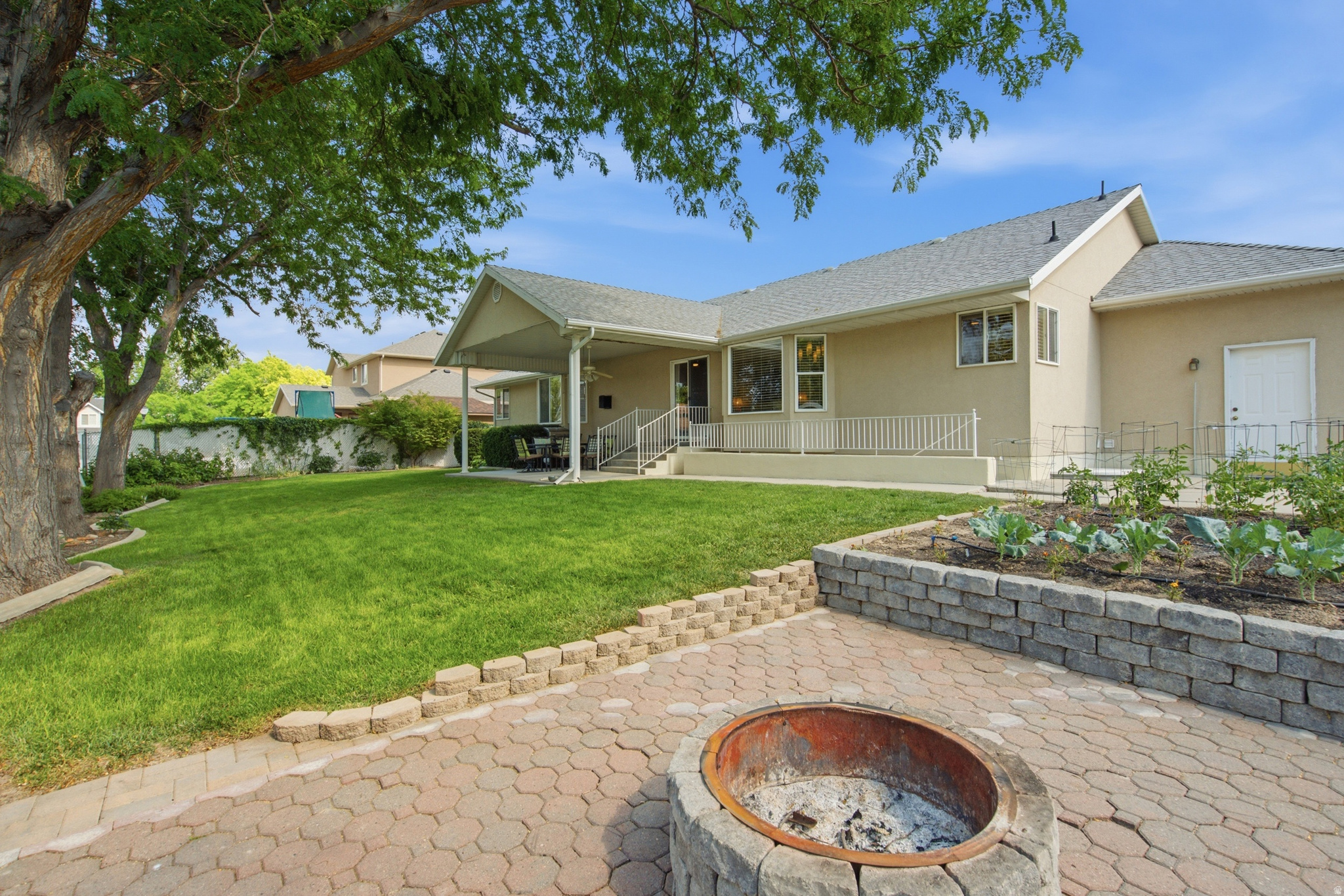 EDENBROOK - Residential