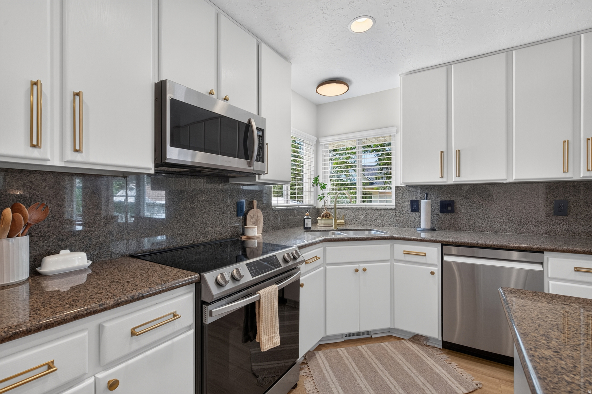 EDENBROOK - Residential