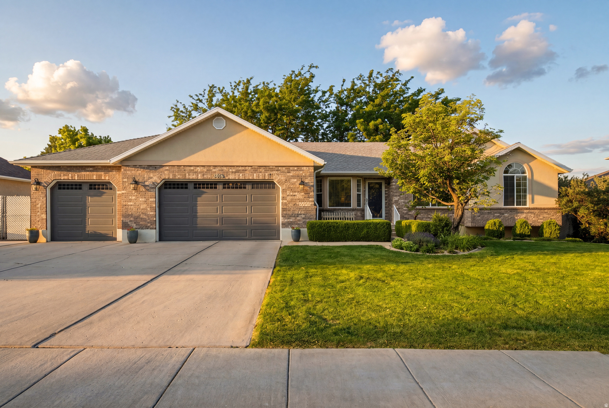 EDENBROOK - Residential
