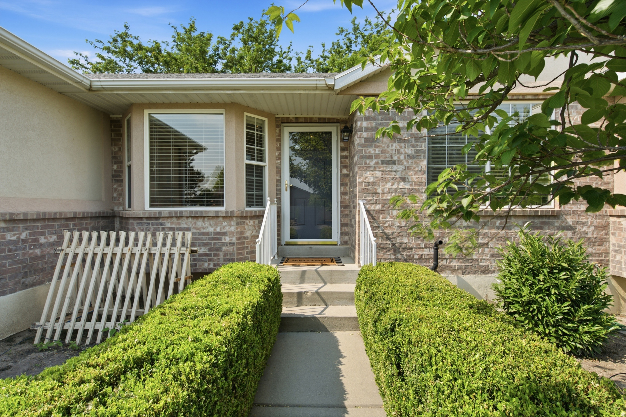 EDENBROOK - Residential