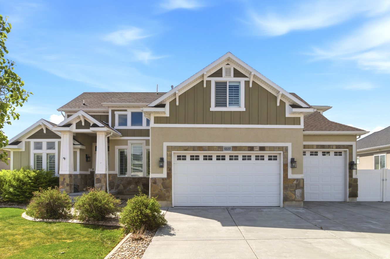 THE MAPLES - Residential