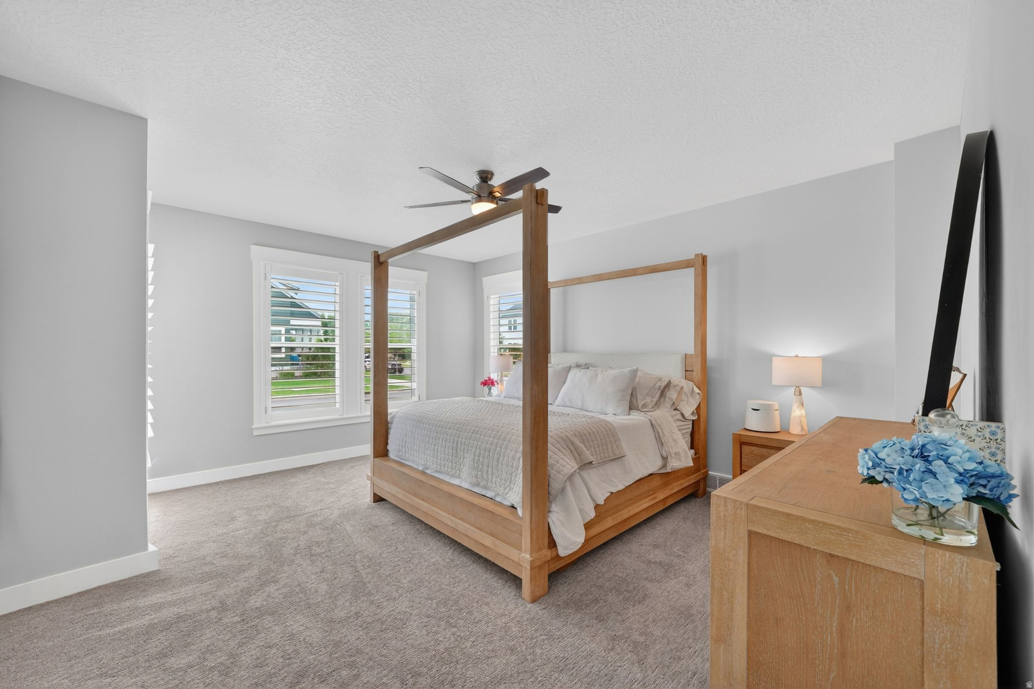 DAYBREAK - Residential