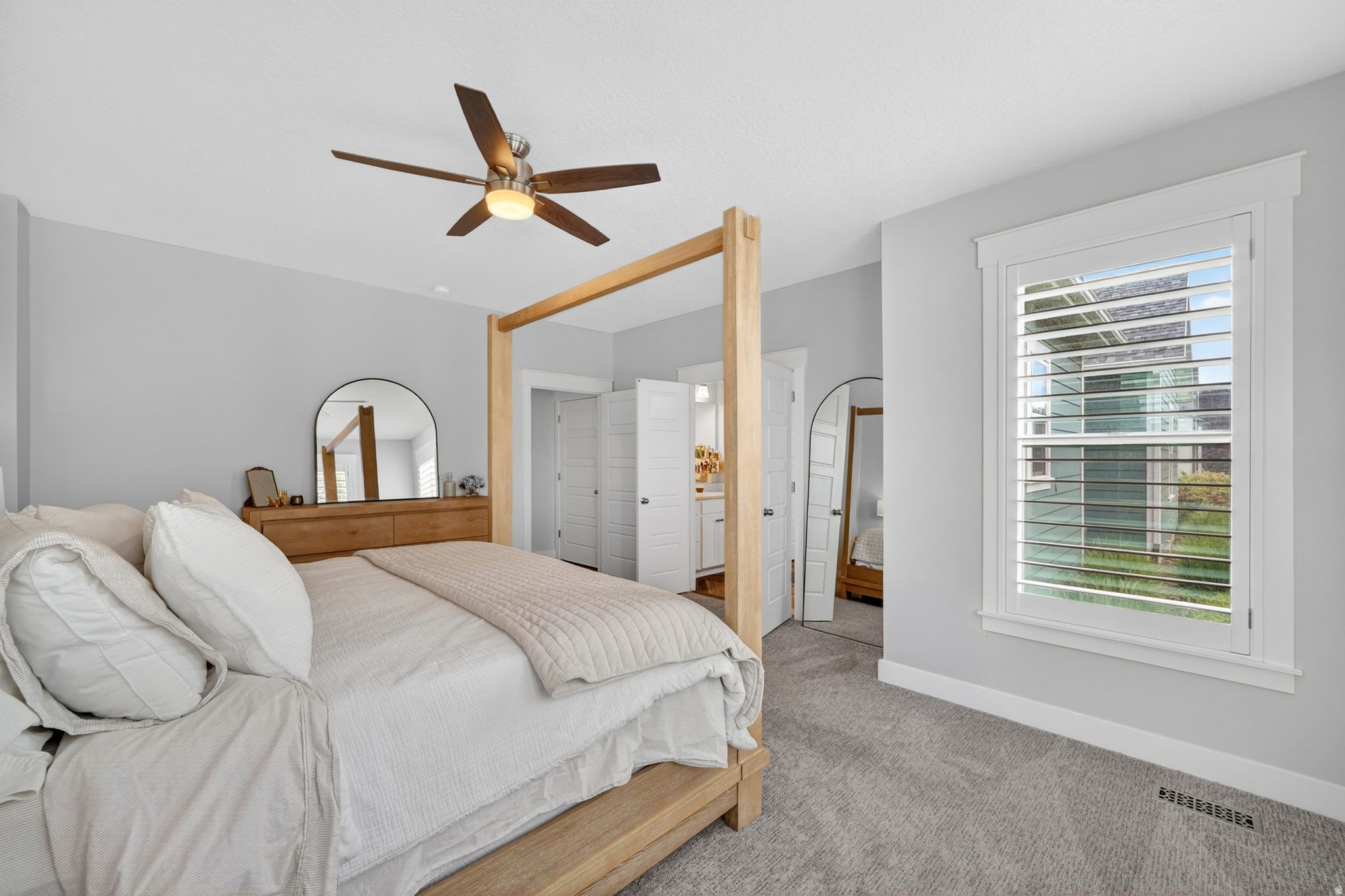 DAYBREAK - Residential