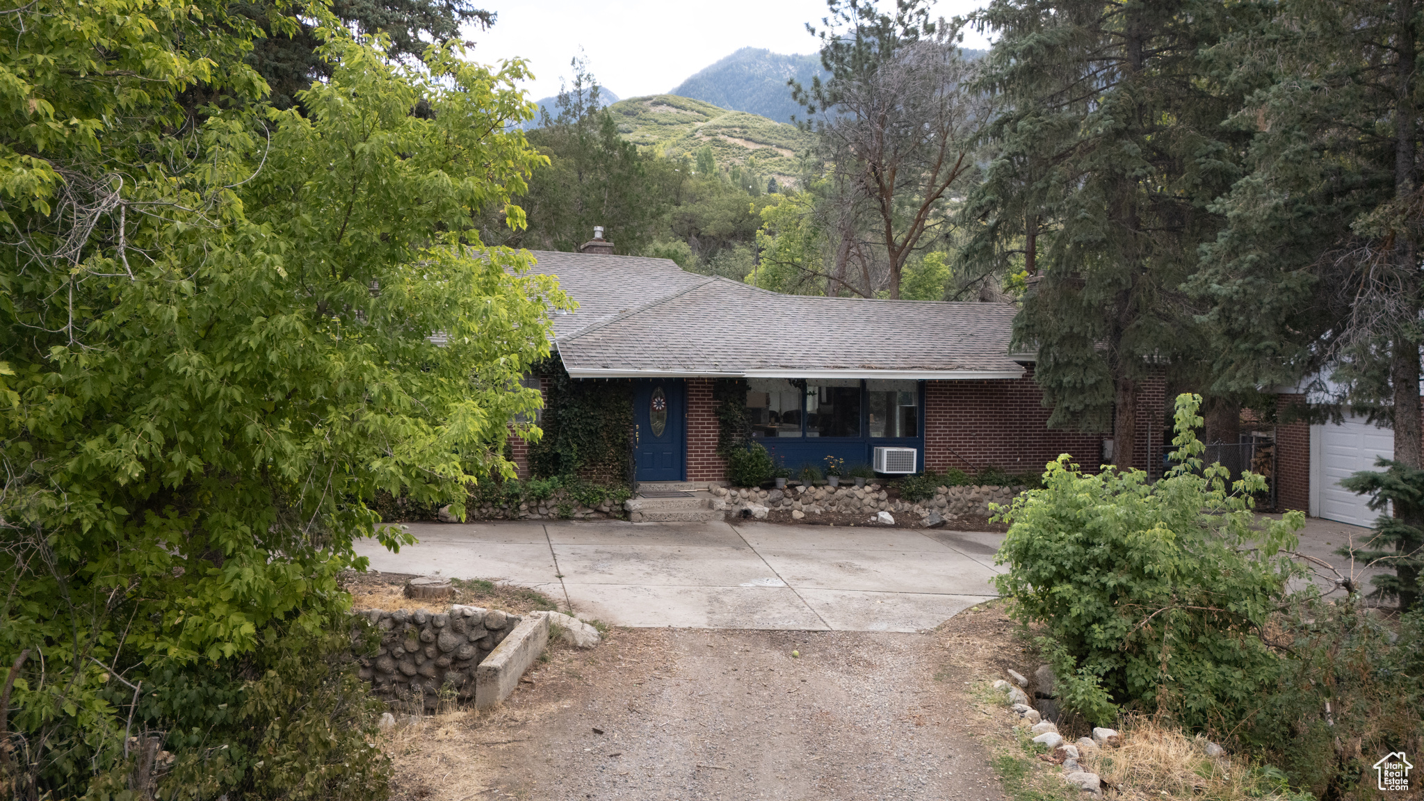 Perfect development or build your dream home on this estate lot. This amazing location is in located directly across the street from Dimple Dell Canyon Regional Park. Come check out the privacy and seclusion you get with 2.21 acres in this amazing location.  The property is flat with tons of options on the front half, and the back portion does have sloping and large boulders- Which is ideal for landscaping or terracing.  A total of 3 parcels included for 2.21 acres the parcel numbers are  28-11-379-009, 28-11-379-014, 28-11-379-011.  Plus 3 water shares from "Bell Canyon Irrigation Company".